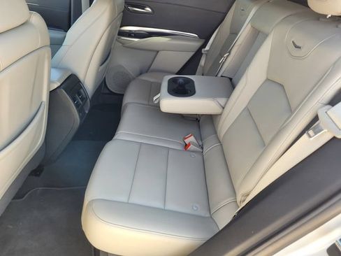 Used 2021 Cadillac XT4 Luxury FWD image 26