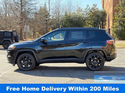 New 2026 Jeep Compass Latitude w/ Sun and Sound Group image 9