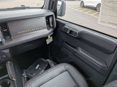 New 2026 Ford Bronco Badlands AWD/4WD image 15