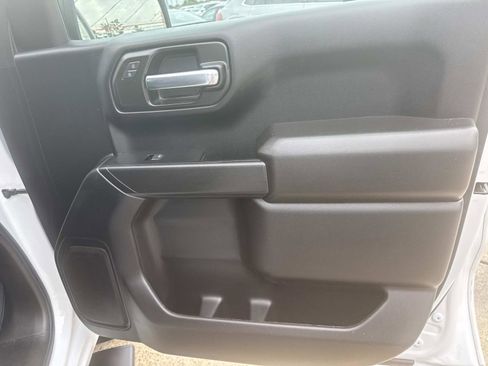 Used 2024 Chevrolet Silverado 1500 Custom image 13