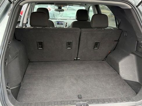 Used 2023 Chevrolet Equinox LT image 13