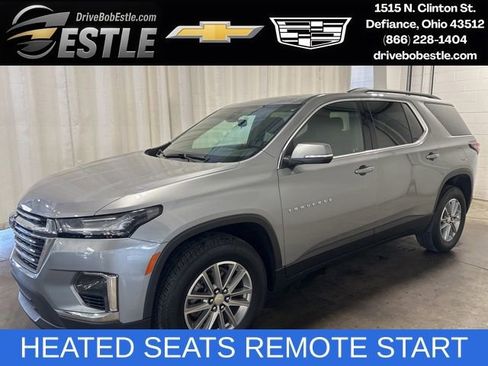Used 2023 Chevrolet Traverse LT FWD image 1