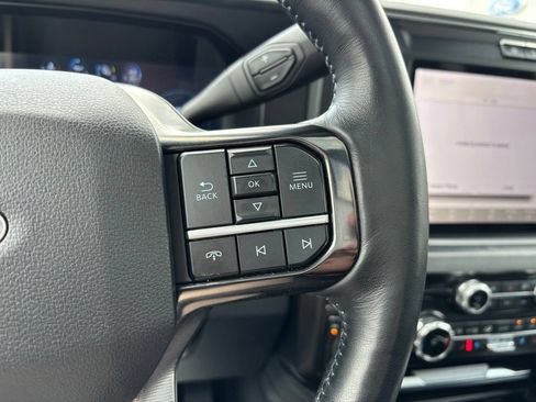 Used 2025 Ford F250 Platinum w/ FX4 Off-Road Package AWD/4WD image 30