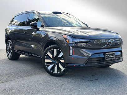 New 2025 Volvo EX90 Plus w/ Protection Package Premier