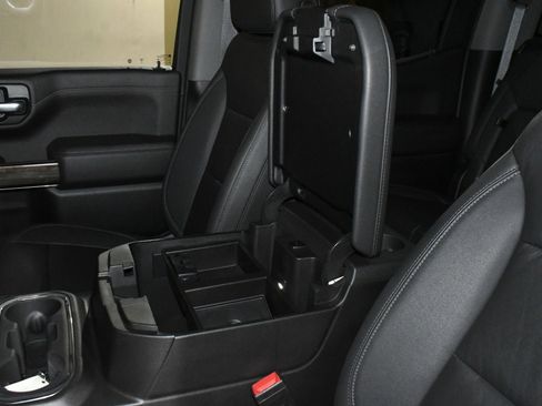 Used 2021 Chevrolet Silverado 1500 LT Trail Boss w/ Convenience Package II image 40