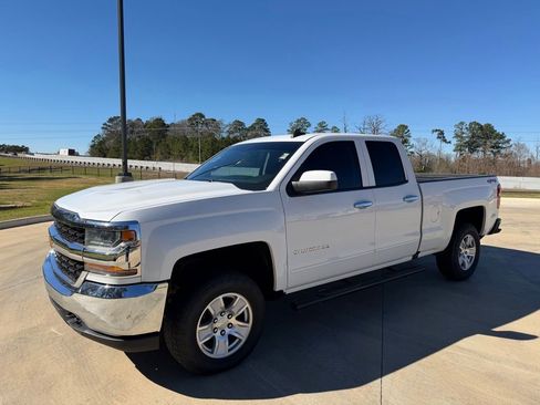 Used 2018 Chevrolet Silverado 1500 LT image 1