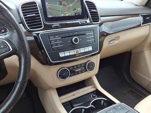 Used 2017 Mercedes-Benz GLE 350 4MATIC image 32