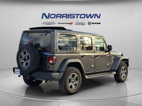 Certified 2022 Jeep Wrangler Unlimited Sport S w/ Sun And Sound Package image 6