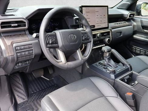 Used 2024 Toyota Tacoma Limited w/ Limited Package (LT) AWD/4WD image 13