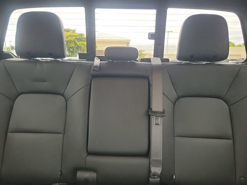 Used 2023 GMC Canyon Elevation w/ Elevation Premium Package image 5