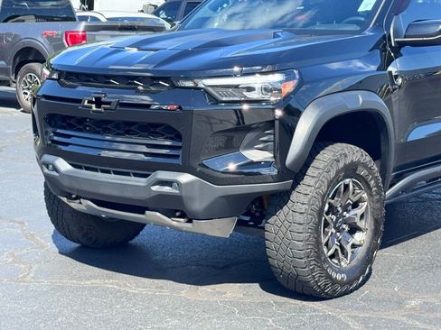 Used 2024 Chevrolet Colorado ZR2 w/ ZR2 Convenience Package III AWD/4WD image 33