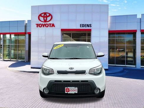 Used 2015 Kia Soul Base image 9