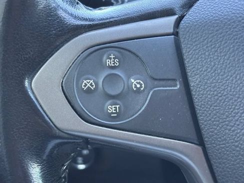 Used 2016 Chevrolet Colorado Z71 AWD/4WD image 12