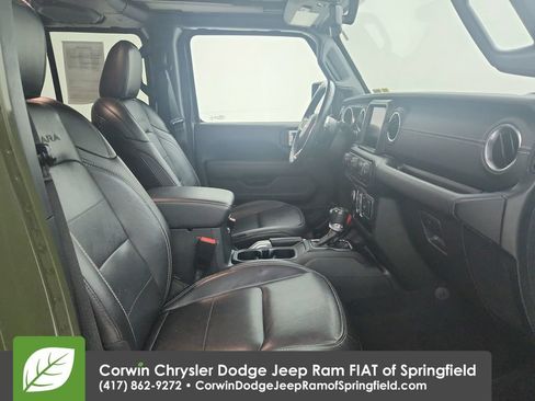 Used 2021 Jeep Wrangler Unlimited Sahara w/ Cold Weather Group AWD/4WD image 23
