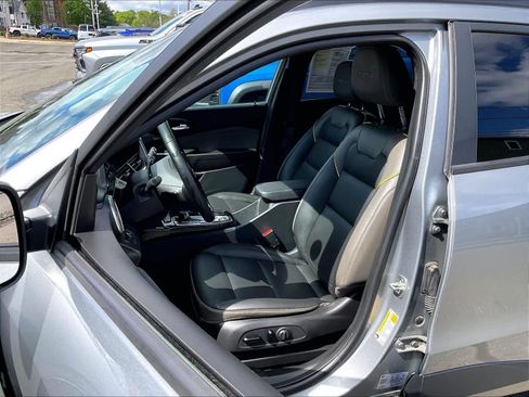 Used 2024 Chevrolet Trax ACTIV w/ Driver Confidence Package FWD image 10
