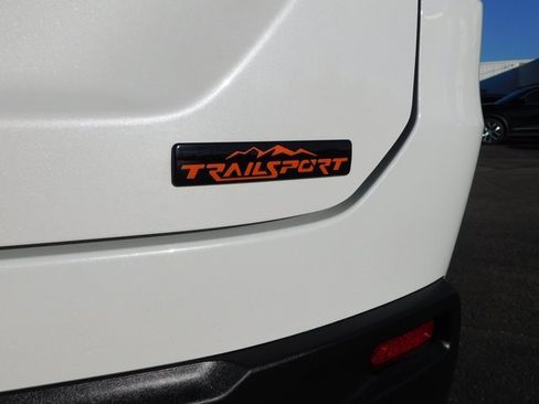 Certified 2025 Honda Pilot TrailSport image 50