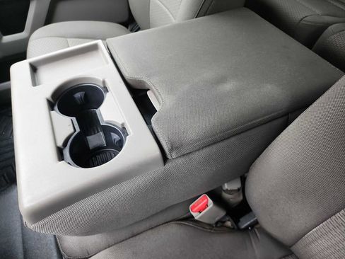 Used 2015 Ford F150 XLT image 24