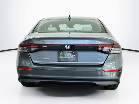 Used 2023 Honda Accord EX image 7