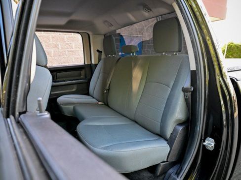 Used 2016 RAM 1500 Express AWD/4WD image 19