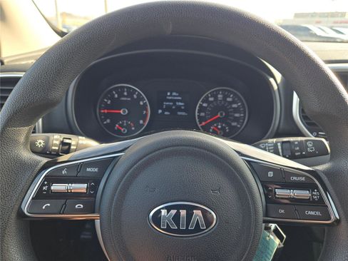 Used 2020 Kia Sportage LX image 31