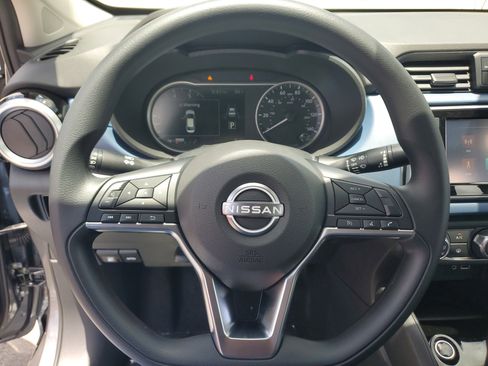 New 2025 Nissan Versa SV w/ Trunk Package image 20