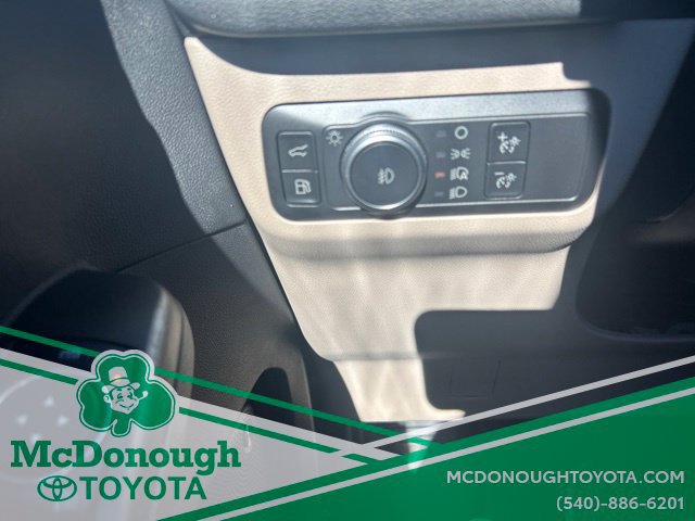 Used 2020 Ford Escape Titanium AWD/4WD image 20