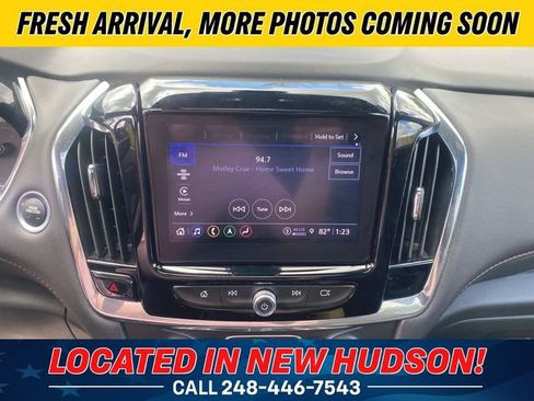 Used 2023 Chevrolet Traverse RS w/ LPO, Floor Liner Package AWD/4WD image 13
