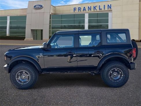 New 2025 Ford Bronco 4-Door w/ Sasquatch Package image 4