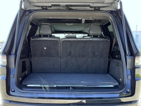 Used 2022 Jeep Grand Wagoneer Series III w/ Flexible Seating Group AWD/4WD image 24