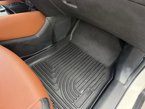 Used 2018 Nissan Rogue SL w/ Premium Package FWD image 16