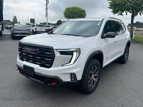 Used 2025 GMC Acadia AT4 w/ Luxury Package AWD/4WD image 7