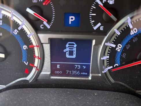 Used 2019 Toyota 4Runner TRD Off-Road Premium image 23