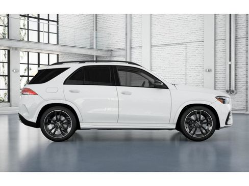 New 2026 Mercedes-Benz GLE 580 4MATIC image 2
