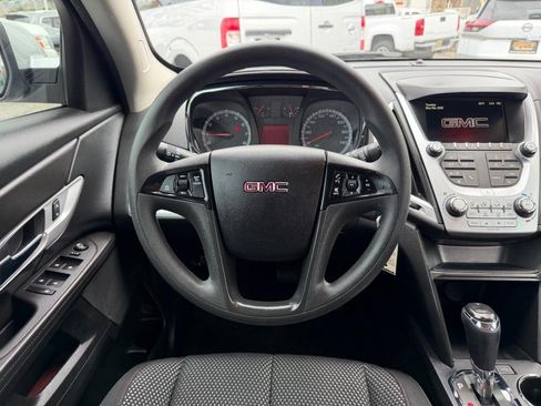 Used 2017 GMC Terrain SLE FWD image 26