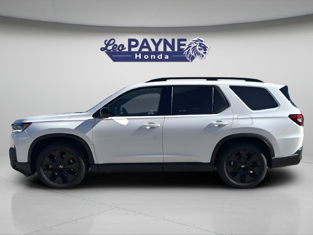 Certified 2026 Honda Pilot Black Edition image 5