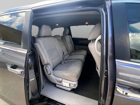 Used 2015 Honda Odyssey EX image 20