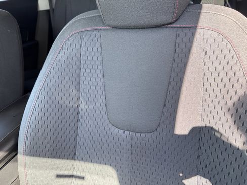 Used 2013 GMC Terrain SLE FWD image 16