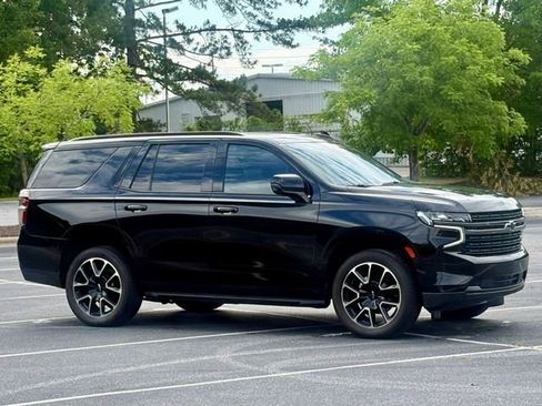 Used 2022 Chevrolet Tahoe RST w/ Luxury Package AWD/4WD image 10