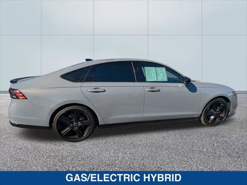 Used 2024 Honda Accord Sport image 6