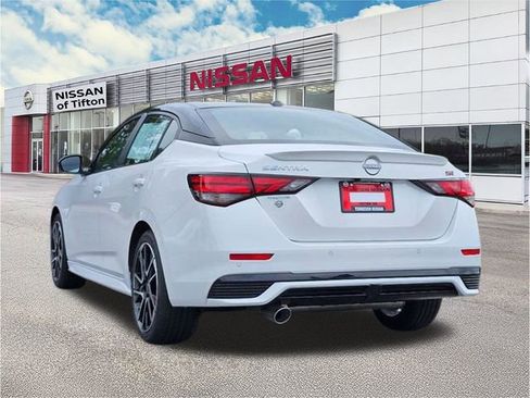 New 2025 Nissan Sentra SR w/ SR Premium Package image 4