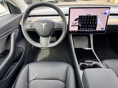 Used 2018 Tesla Model 3 Long Range image 25