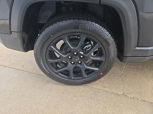 New 2026 Jeep Compass Latitude AWD/4WD image 22