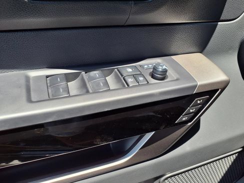 Certified 2025 Toyota Tundra Limited AWD/4WD image 24