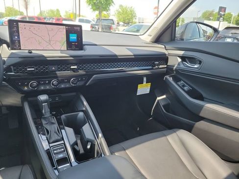 Certified 2025 Honda Accord Touring image 31