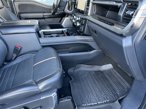 Used 2023 Ford F350 Platinum w/ FX4 Off-Road Package AWD/4WD image 22