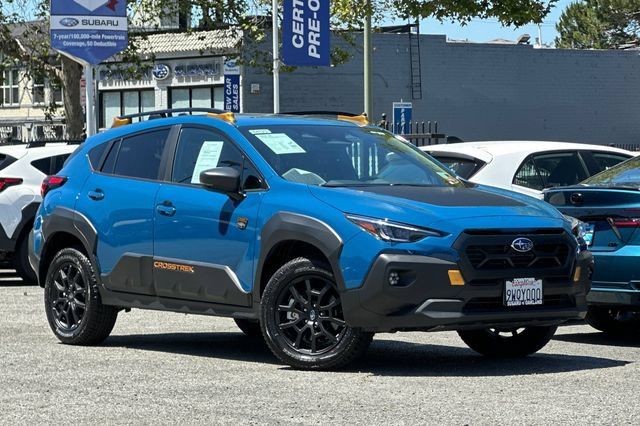 Used 2025 Subaru Crosstrek 2.5i Wilderness w/ Crosstrek Mirror Package AWD/4WD image 2
