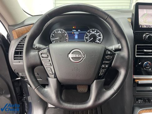 Used 2024 Nissan Armada SL w/ Captain's Chairs Package image 17