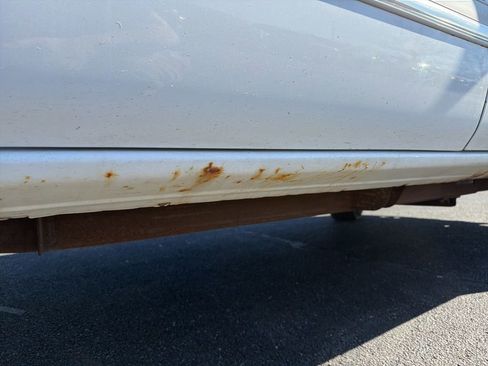 Used 2004 Chevrolet Silverado 2500 LT w/ Skid Plate Package image 11