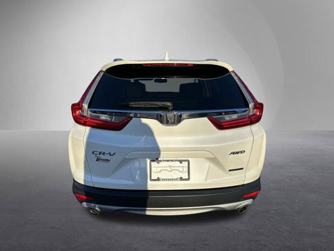 Used 2018 Honda CR-V Touring image 4