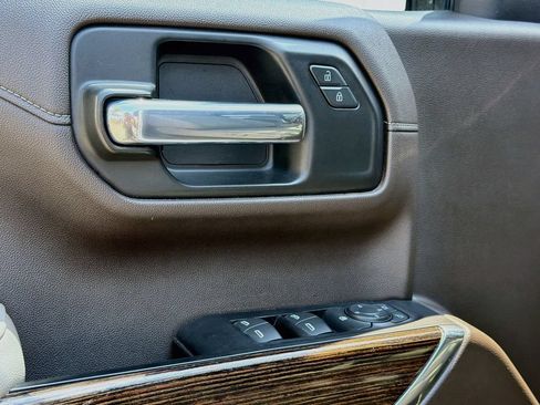 Used 2020 GMC Sierra 1500 SLE w/ SLE Value Package RWD image 18